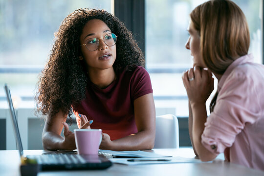 Owner Draws Versus Salary: How to Pay Yourself the Right Way